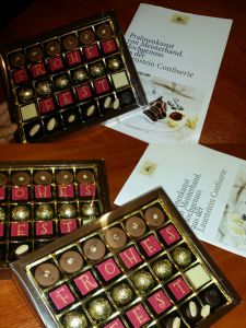 Шоколадные конфеты Lauensteiner - качественные шоколад ручной работы из Германии для рождественского подарка.