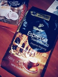 Кофе Tchibo Espresso Mailander Art 1 кг - зерновой кофе с тонким шоколадным вкусом. 